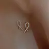 Pendientes Exquisitos de Línea Entrelazada, Versátiles y Elegantes, Pendientes de Alta Gama de Celebridad de Internet Coreana, Pendientes de Diseño de Nicho para Mujer al por Mayor