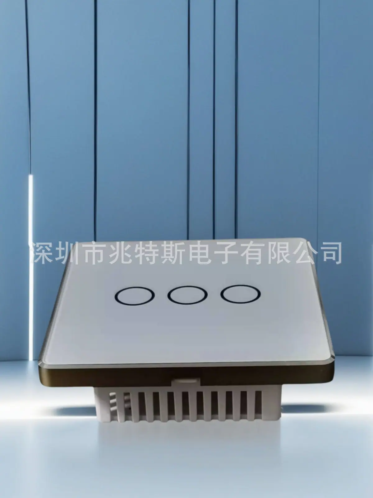侧面4：3.png