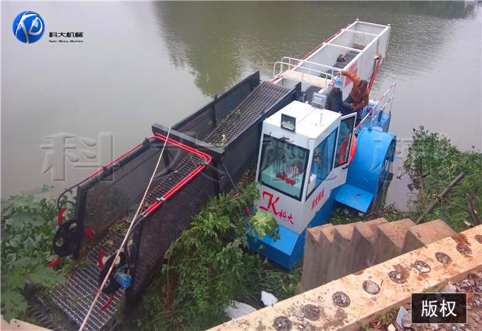 14湖北武汉水葫芦打捞船 (4).jpg