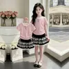 Vestido de Verano Fino para Niñas Estilo Elegante Falso Dos Piezas Manga Corta Moda Coreana Dulce Encaje Pastel Conjunto de Dos Piezas de Alta Gama