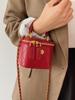 Bolso pequeño con bordado rómbico para mujer, bolso bandolera con cadena de moda, minibolso Joker cuadrado pequeño, verano 2024