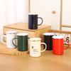 Procesamiento taza de esmalte personalizada de moda oreja única borde rizado taza gruesa mueble desayuno leche cerveza taza de esmalte