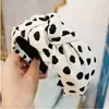 Tiara de celebridade da internet borda larga cruzada tecido estilo coreano simples para pressionar o cabelo acessórios de cabelo adulto 2021 nova tiara para lavar o rosto tiara