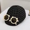 Gafas Súper Lindas Gorra Infantil Delantera Desmontable Exportación Primavera y Otoño Sombrero de Bebé para Exteriores Boina Rayada Retro para Niñas
