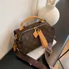 Bolsa elegante de alta qualidade feminina 2026 nova moda retrô bolsa Boston bolsa almofada elegante bolsa versátil de ombro único transversal