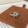 Tiro Real de Tiqi de Anillo de Mariposa de Diamante Brillante Ultra-Hada de Plata de Ley S925 para Mujer, Exquisito y de Gama Alta Zircón Azul Marino Dulce Anillo de Moda