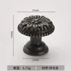 Maçaneta de Gaveta Redonda Estilo Europeu Crisântemo Retro Liga de Zinco Pequena Maçaneta Maçaneta Retro Decoração de Casa Maçaneta de Armário
