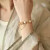 [Lan Fu Lian Xi] Pulsera Elegante Antigua Nuevo Transportador Chino Diseño de Perla y Loto Antiguo Dulce Pulsera para Mejor Amiga Regalo