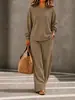 Conjunto de malha europeu e americano transfronteiriço para mulheres, com gola redonda, ombros caídos, mangas compridas, e calça de cintura alta, perna larga, caimento solto, para o trabalho e para casa