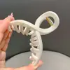 Grampo de Cabelo de Silicone Macio Que Não Machuca a Cabeça, Novo Estilo 2025 Feminino, Grampo Grande para Cabelos Grossos, Acessório de Cabelo Tipo Pinça Tubarão