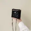 Bolsa de corrente com padrão de losangos, nova bolsa de ombro da moda estilo Chanel verão 2026 para mulheres, bolsa transversal versátil de alta qualidade