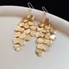 Pendientes Redondos Plegados con Borlas Tachonados de Pedrería Estilo Retro Europeo y Americano, de Moda y Versátiles, con un Toque de Lujo Ligero y de Alta Gama