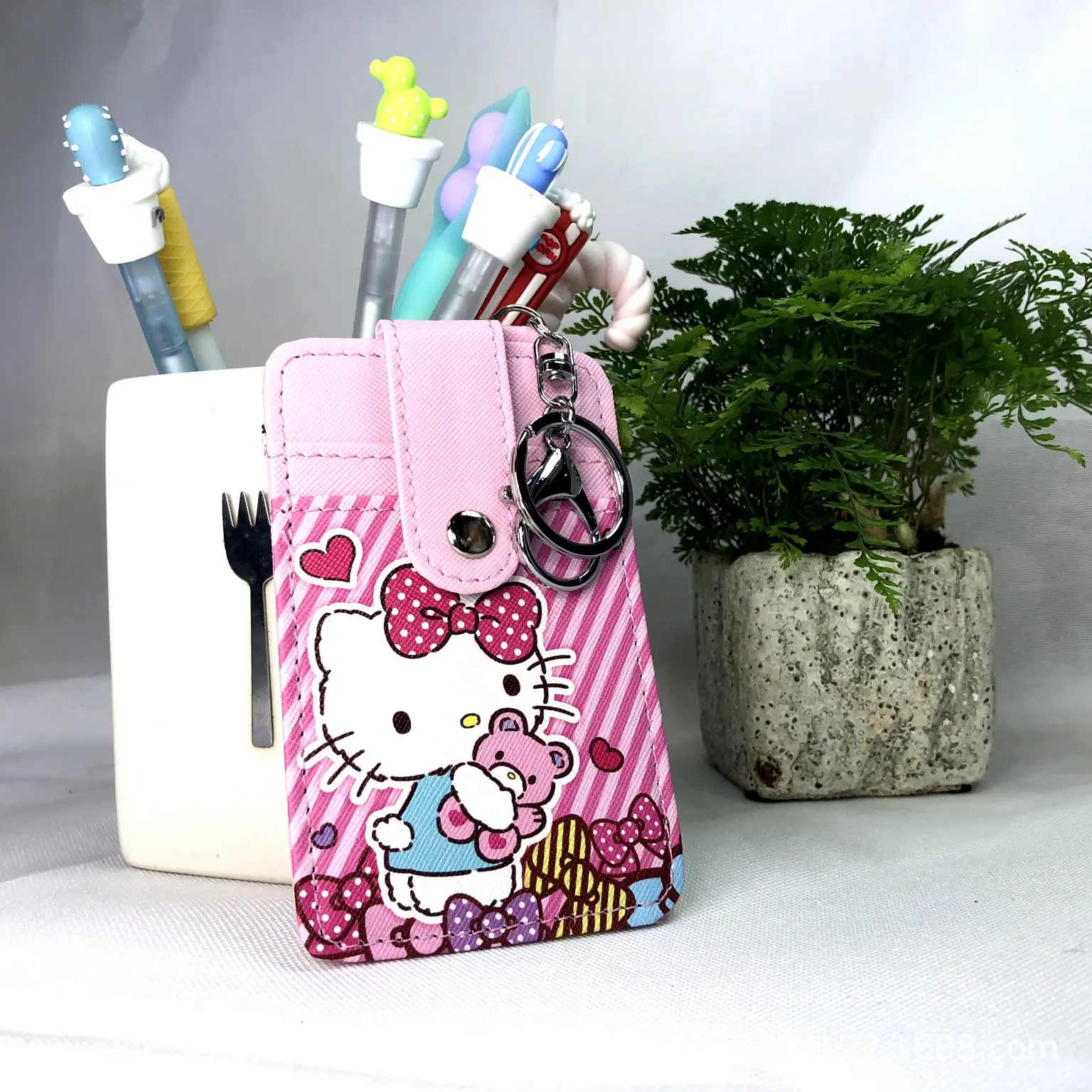 斜纹Kitty (2).jpg