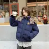 Jaqueta de Algodão Grossa Estilo Retrô com Capuz Veludo Quente Slimming Bordado no Peito Roupas de Algodão Feminino Inverno Preto Branco Arroz