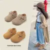 Novos Sapatos Birkenstock Infantis Primavera e Outono, Sola Macia Confortável para Crianças Pequenas, Mocassins para Meninas, Sapatos de Couro para Meninas