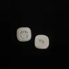 Botones de Doble Material de Resina y Metal Estilo Chanel de Gama Alta, Venta Directa de Fábrica, Botones para Abrigo Esmaltados Galvanizados Cosidos a Mano con Caña