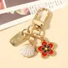 Chaveiro de Fivela em U com Flor de Concha Colorida, Acessório de Bolsa Fresco e Delicado, Pingente de Etiqueta em Metal de Liga