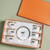 Traje de Café de Porcelana Hueso Estilo Europeo Transfronterizo Familia H Taza de Pareja Seis Tazas Seis Platos Lujo Ligero Vintage Té de la Tarde Regalo para el Hogar