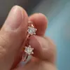 Sem furo na orelha para o flash furadeira pequeno diamante de zircônia verde anel espiral de mosquito clipe de orelha brincos versáteis brincos de temperamento feminino senso de alta qualidade
