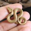 Broche Vintage em Latão em Forma de Cobra Exquisito Cascavel Personalizado Moda Anti-reflexo Fivela de Colarinho Chapéu Bolsa Acessórios Decorativos
