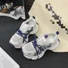 Zapatos tipo "dad shoes" de suela gruesa para mujer, nueva colección otoño 2026, súper modernos, que aumentan la altura para mujeres petite, tenis casuales versátiles