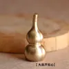Pingente Pequeno de Cabaça em Cobre Sólido, Acessório para Chaveiro de Latão Oco em Formato de Cabaça, Ornamento para Pendurar no Carro com Moedas dos Cinco Imperadores