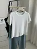 Camiseta de Manga Curta com Gola Redonda, Mousse de Veludo Espesso Escovado, Outono/Inverno 2026, para Mulheres, Estilo Coreano Simples, Cor Sólida, Versátil, Emagrecedora, Ombro Normal