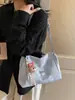 Nova Bolsa de Ombro Corrente Casual de Nicho Coreana, Bolsa Feminina de Grande Capacidade, Bolsa Simples de Alta Qualidade para o Dia a Dia, de Ombro