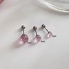 Aretes de cinabrio vintage aretes de bola roja aretes de hebilla de tornillo diseño de nicho para dormir sin elegir