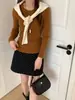 Suéter Base Tricotado Liso de Gola Redonda Elegante Versátil Slim Fit Novo Outono/Inverno 2026 para Mulheres
