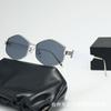 2024 Nova Chegada Diamante Metal Armação Pequena Alto Nível de Luz Óculos de Sol Femininos de Luxo Cross-Border Cyber Celebrity Anti-UV Óculos de Sol