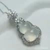 Colgante de Calabaza con Incrustaciones de Calcedonia Ice Plateado al por Mayor Collar de Ágata Blanca para Mujer Colgante de Jade Suministro en Vivo