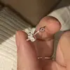 Anel de Anel de Garrafa de Perfume com Diamantes Brilhantes Estilo Ins para Mulheres, Pequeno e Versátil, Design Ajustável, Anel Tridimensional Delicado