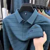 Camisa polo com bolso real para homens de meia-idade e idosos, nova coleção outono 2026, listrada, gola dobrável, camiseta confortável de manga longa para homens