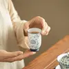 Taza de té de porcelana azul y blanca hecha a mano, taza de maestro, taza de invitado, taza aromática de forma acinturada, juego de té de cerámica, taza exquisita para degustación de té, caja de regalo