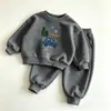 Conjunto de Moletom Redondo com Elástico na Cintura para Meninos Estilo Coreano para Meninos do Jardim de Infância Conjunto Elegante de Outono