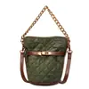 Bolsa de Balde Acolchoada com Corrente Estilo Chanel para Mulheres, Nova Moda Outono e Inverno 2025 Bolsa de Trabalho, Bolsa Transversal para Mulheres