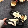 Sola Macia Aumento de Altura Cadarço Estampa de Leopardo Retrô Sapatos de Treino Alemães Femininos 2026 Outono Novo Versátil Antiderrapante Casual Sapatos Forrest Gump
