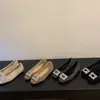 Versão Coreana 2025 Sapatos de Salto Baixo com Strass Estilo Francês para Mulheres, com Aumento Oculto de Altura, Sapatos Quentes Peludos Forrados com Lã para Outono e Inverno, Elegantes e Versáteis