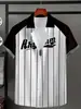 Camisa estilosa de retalhos de manga curta, uma peça de verão moderna e casual de uma marca popular, feita com tecido de seda gelada.