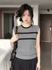 Regata única e requintada estilo francês, camiseta de luxo leve cinza de alta qualidade para mulheres, verão, ombro normal, gola redonda, sem mangas, top de malha fina