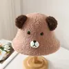 Venta al por mayor 25 Años Otoño e Invierno Nuevo Disparo Real Sombrero de Pescador Engrosado Estilo Extranjero Resistente al Frío Dibujo Animado Lindo Orejas de Oso Felpa