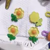 Acessórios de Tulipa Média em Resina Chaveiro DIY Ímã de Geladeira Fivela de Sapato Enfeites para Bolsa Caixa de Armazenamento Adesivos Decorativos