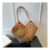 Estilo Nuevo Otoño e Invierno 2025 Estampado Cuadros Coreano Textura Casual Gran Capacidad Exportación Bolso Bandolera Retro Bolso Tote para Viajar