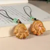 Nueva Cadena para Teléfono de Madera de Sándalo Tallada con Pez y Garra de Oso, Colgante de Mochila de Madera de Sándalo de Moda para Hombres y Mujeres, Adorno para Llavero de Coche