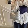Bolsa de corrente de diamante com design de nicho, bolsa feminina nova moda 2025, bolsa tipo bolinho, textura de ar, bolsa de moda portátil