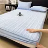Colcha matelassada, de cor sólida e espessa, com acabamento em veludo de leite, proporcionando calor de inverno.; protetor de colchão para colchões Simmons; conjunto de lençóis com forro de fleece