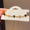 Pulsera de Flor de Placa de Acetato con Circonita de Lujo Ligero Estilo Palacio Retro Exquisita Versátil Joyería de Mano de Gama Alta de Nicho