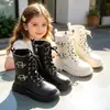 Botas Martin estilo britânico com fivela dupla para meninas 2026 outono e inverno zíper lateral botas de couro de cano alto botas curtas versáteis da moda para crianças estilo work