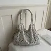 Bolsa tote com design exclusivo em padrão de estrelas, grande capacidade, bolsa versátil e nova tendência 2026 para mulheres, estilo casual